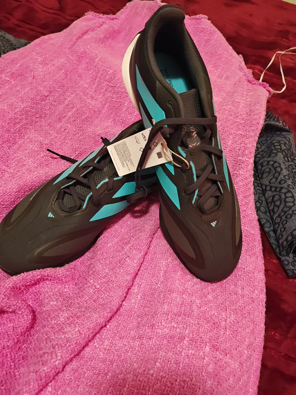 adidas sleek athletic